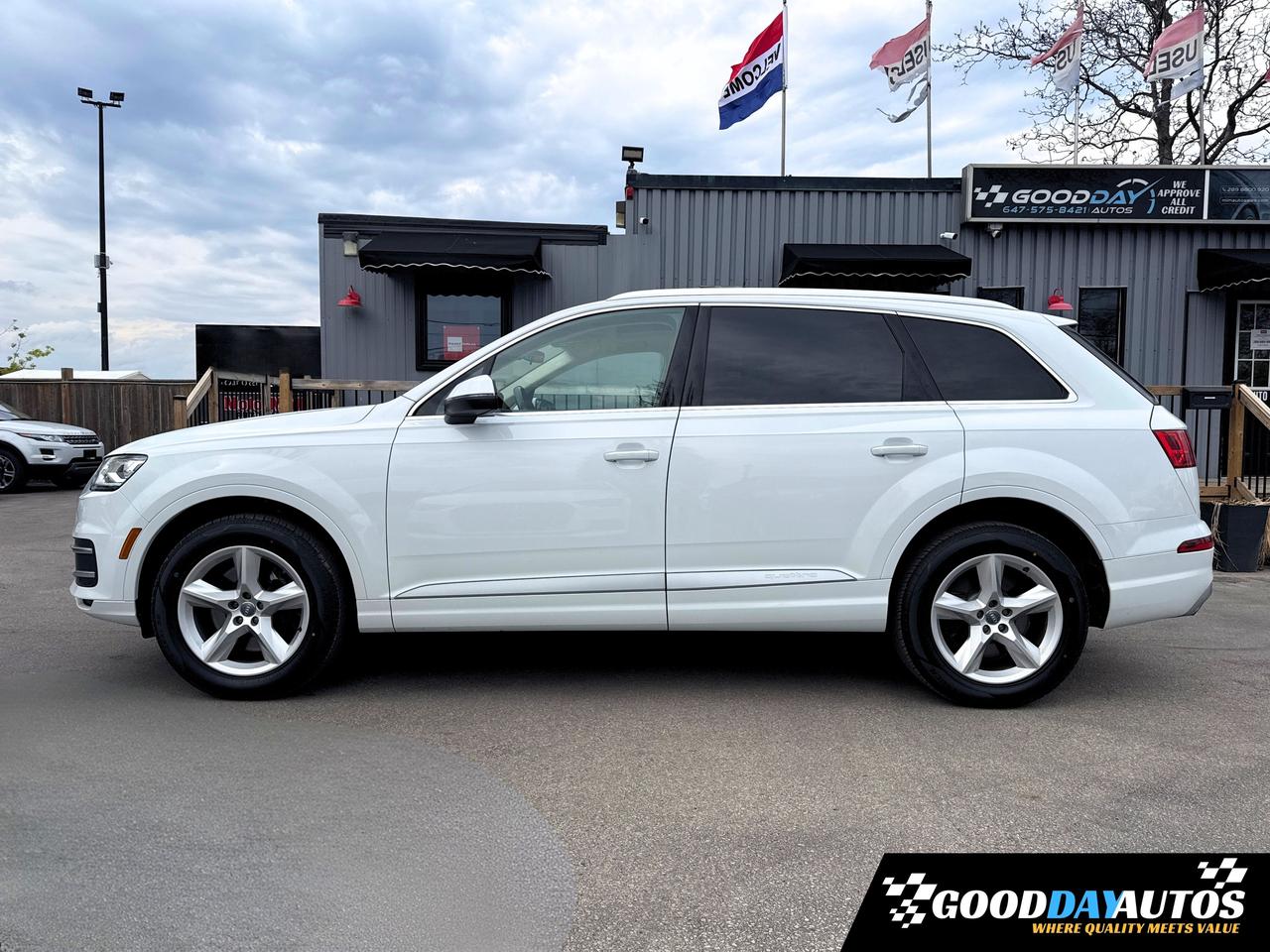 2018 Audi Q7 QUATTRO PREMIUM 7 PASS NAV PANO CLEAN CARFAX MINT Photo