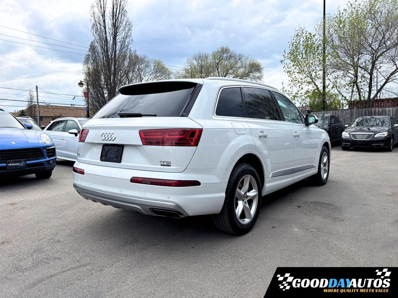 2018 Audi Q7 QUATTRO PREMIUM 7 PASS NAV PANO CLEAN CARFAX MINT Photo