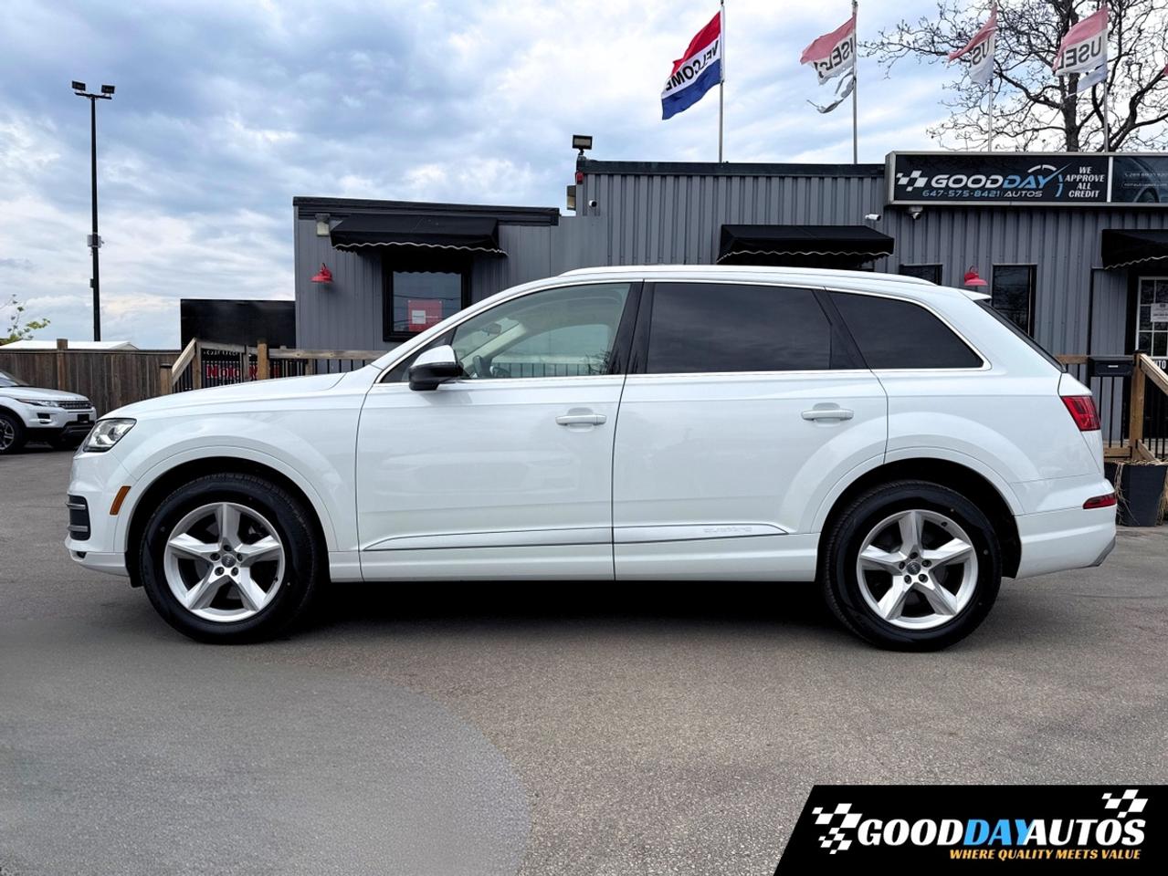 2018 Audi Q7 QUATTRO PREMIUM 7 PASS NAV PANO CLEAN CARFAX MINT Photo