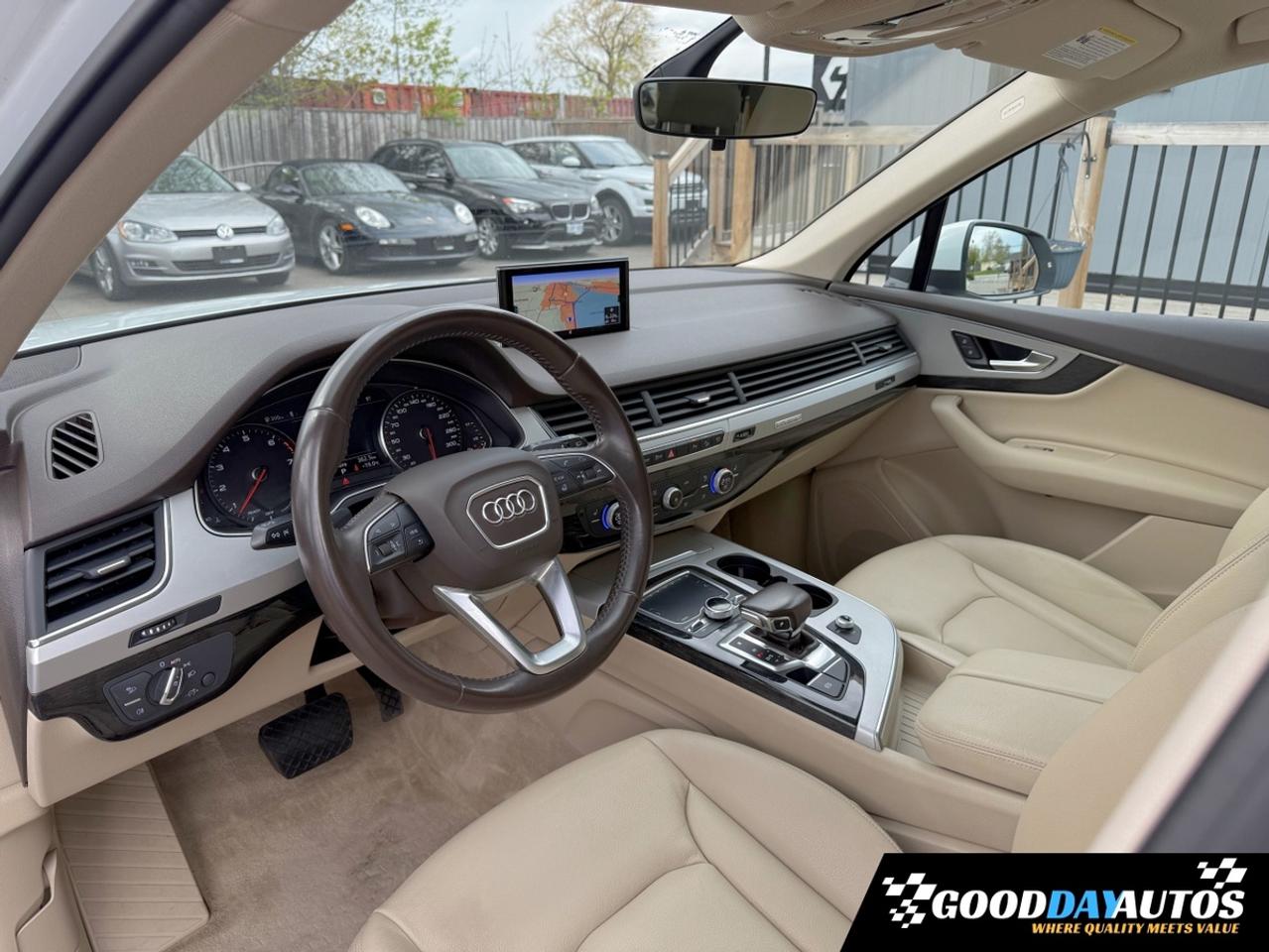 2018 Audi Q7 QUATTRO PREMIUM 7 PASS NAV PANO CLEAN CARFAX MINT Photo