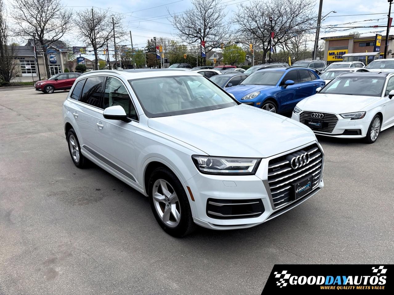 2018 Audi Q7 QUATTRO PREMIUM 7 PASS NAV PANO CLEAN CARFAX MINT Photo