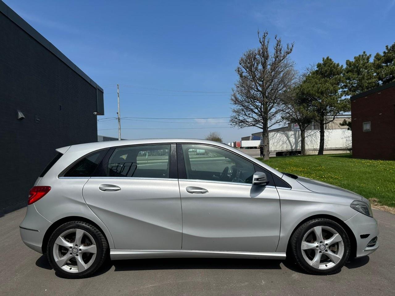 2014 Mercedes-Benz B-Class B 250 Sports Tourer Photo3