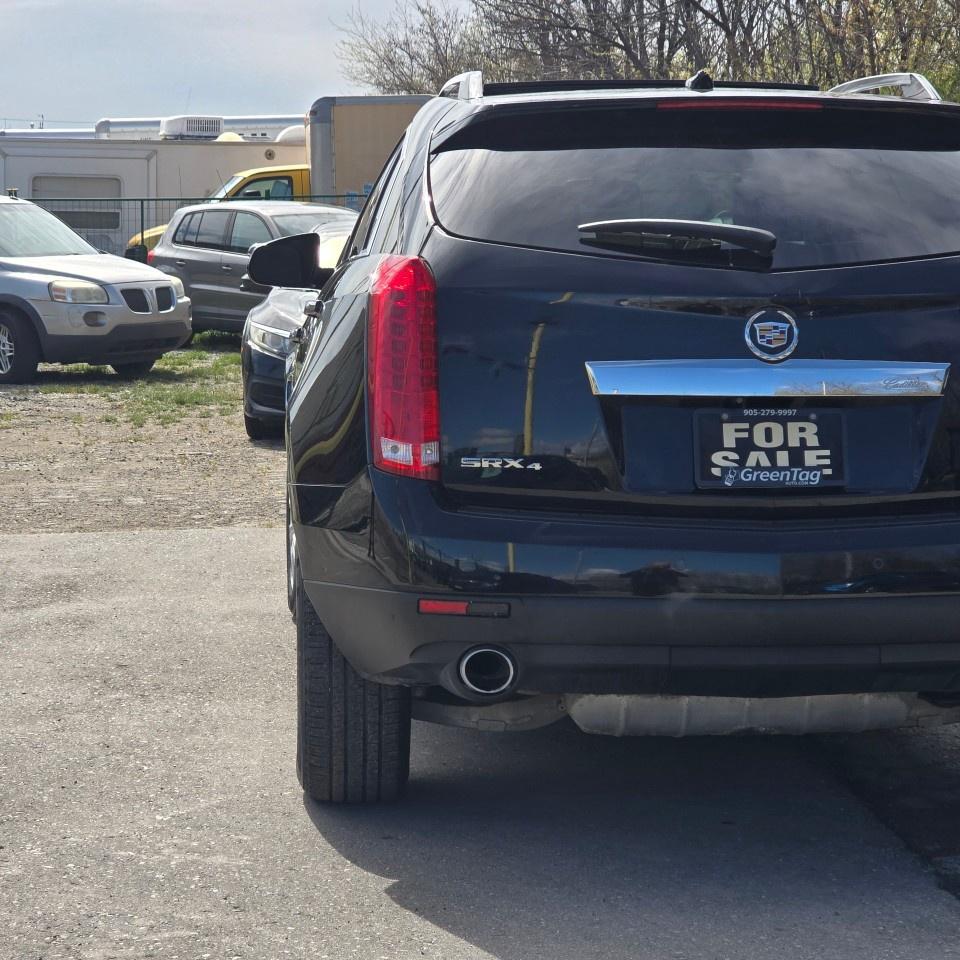 2014 Cadillac SRX AWD 4DR LUXURY Photo