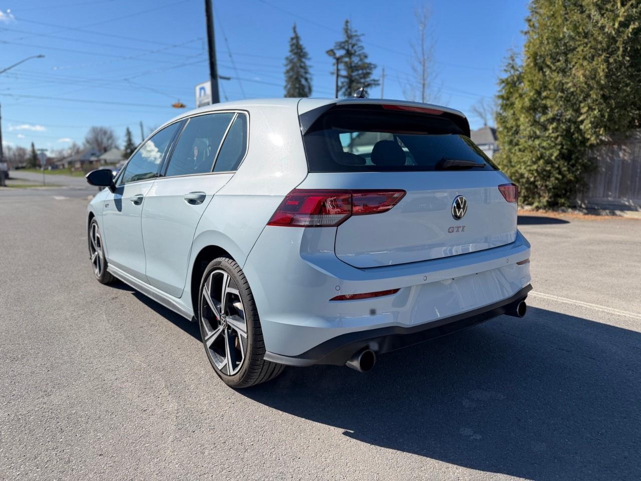 2025 Volkswagen Golf GTI Auto Photo2
