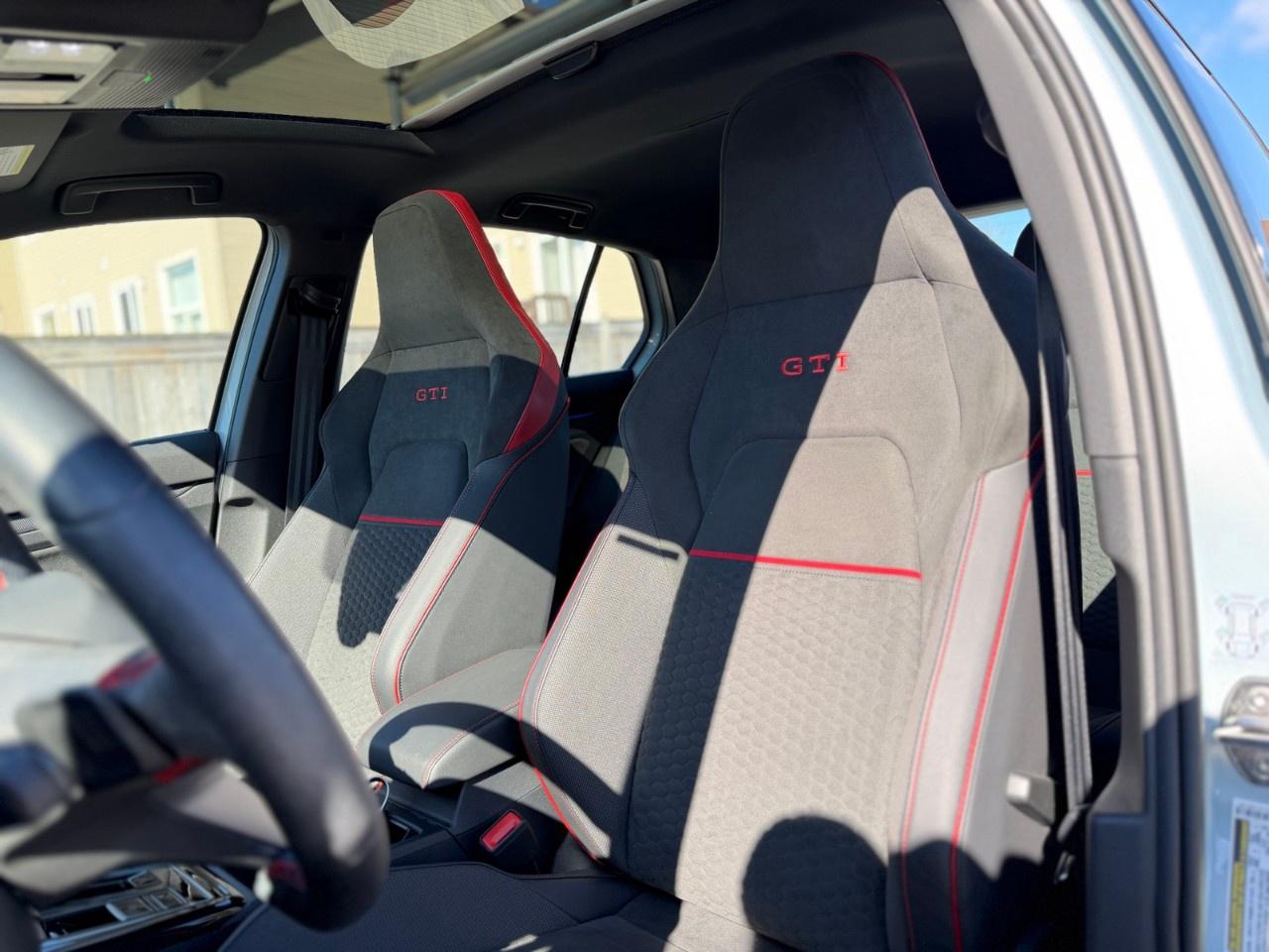 2025 Volkswagen Golf GTI Auto Photo