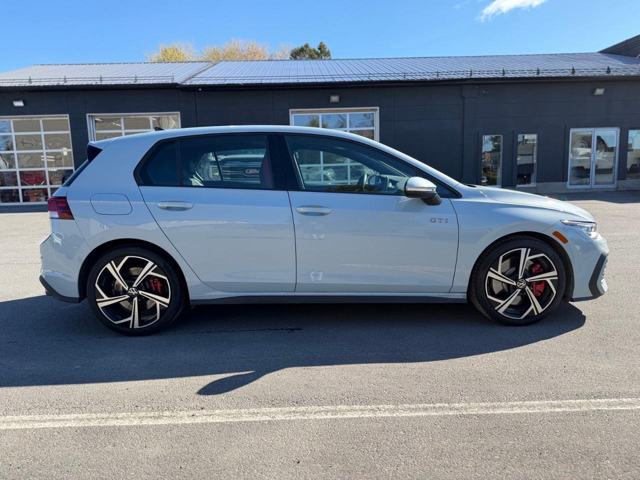 2025 Volkswagen Golf GTI Auto Photo