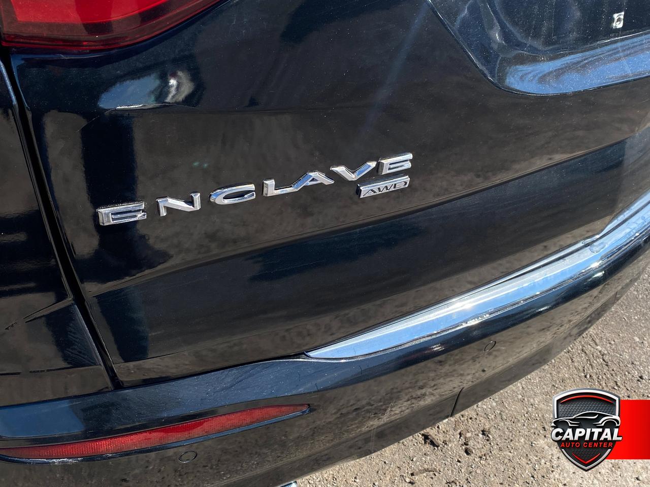 2019 Buick Enclave Essence Photo