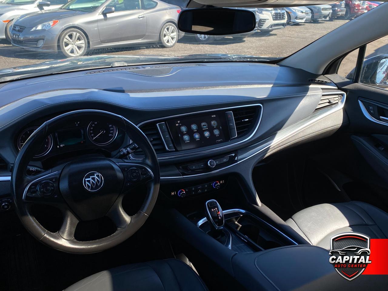 2019 Buick Enclave Essence Photo