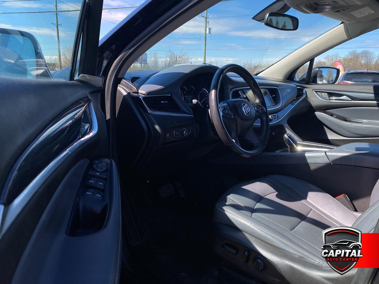 2019 Buick Enclave Essence Photo
