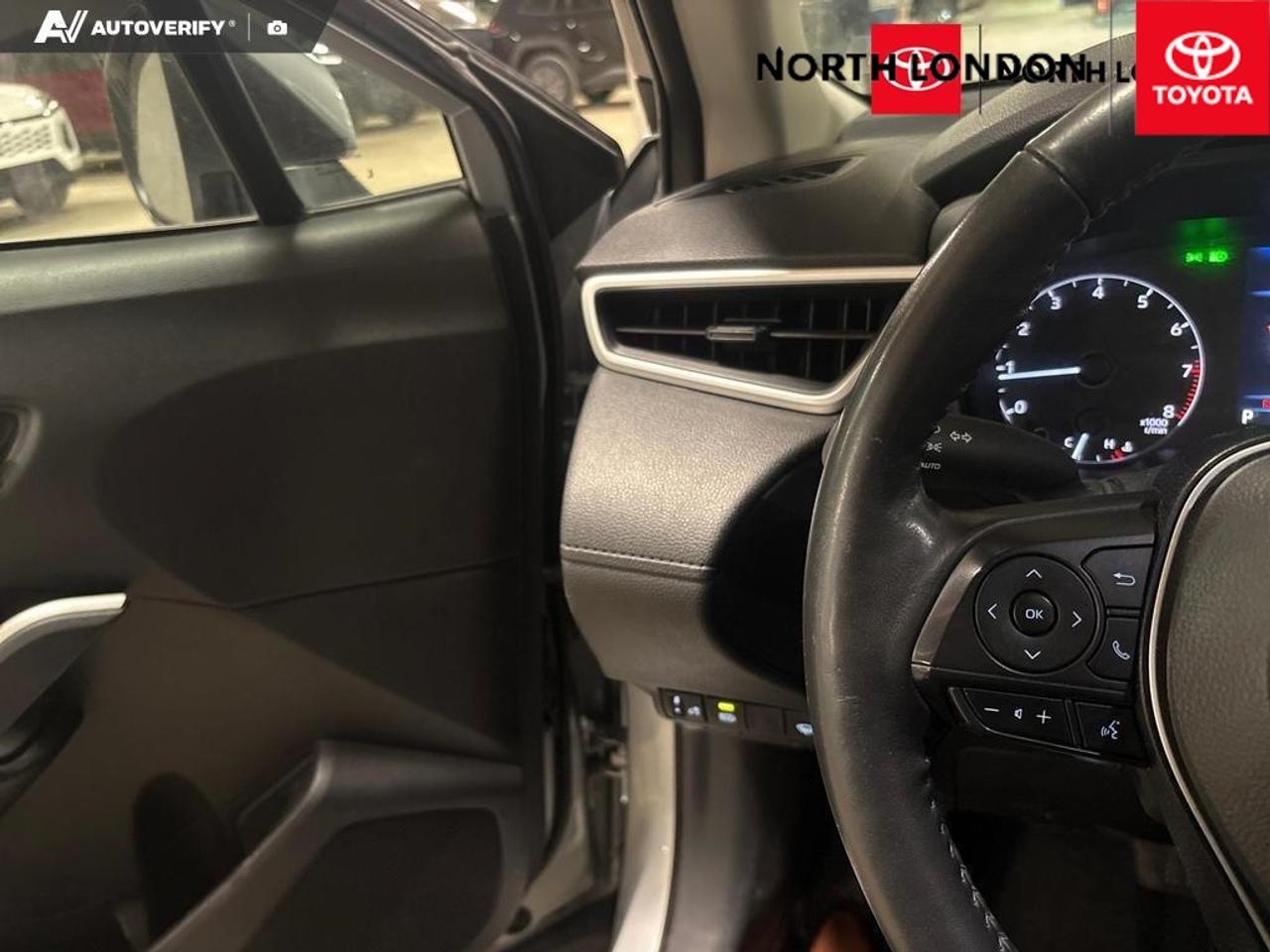 2024 Toyota Corolla Cross LE 4dr All-Wheel Drive Photo