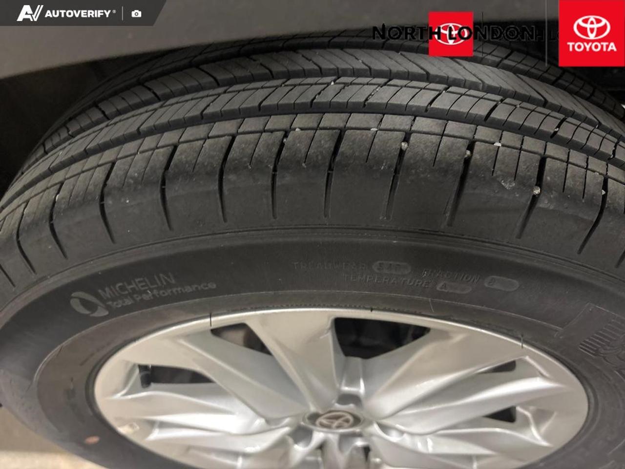 2024 Toyota Corolla Cross LE 4dr All-Wheel Drive Photo