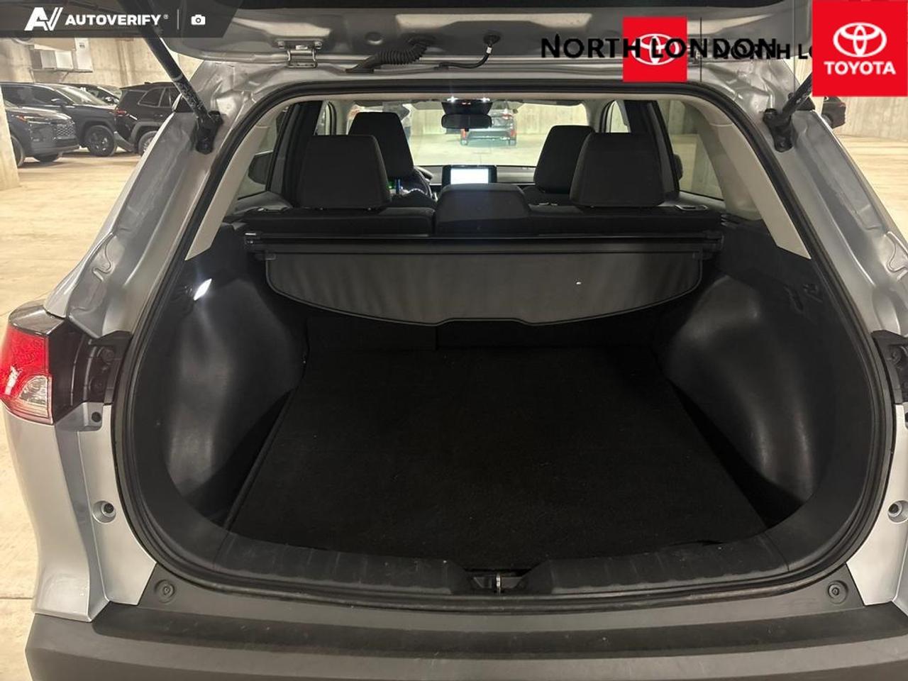 2024 Toyota Corolla Cross LE 4dr All-Wheel Drive Photo