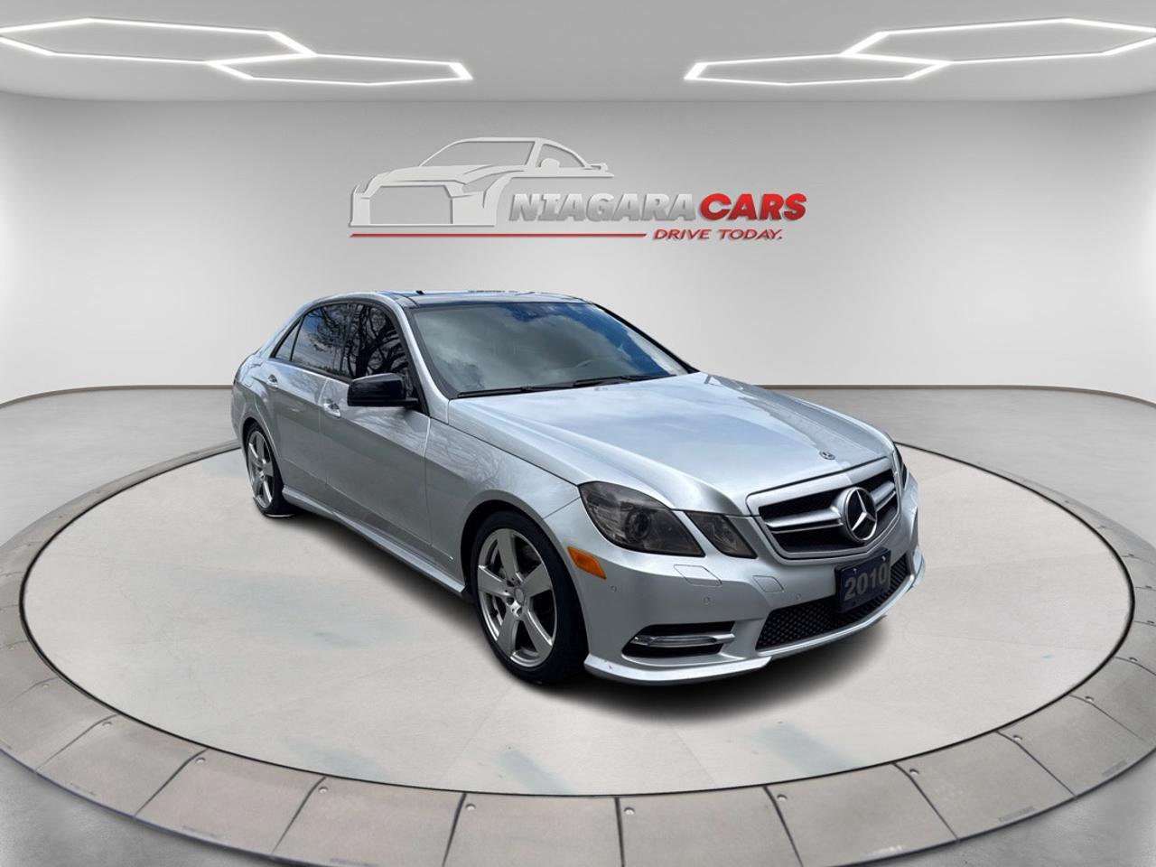 2010 Mercedes-Benz E-Class E550 Photo0