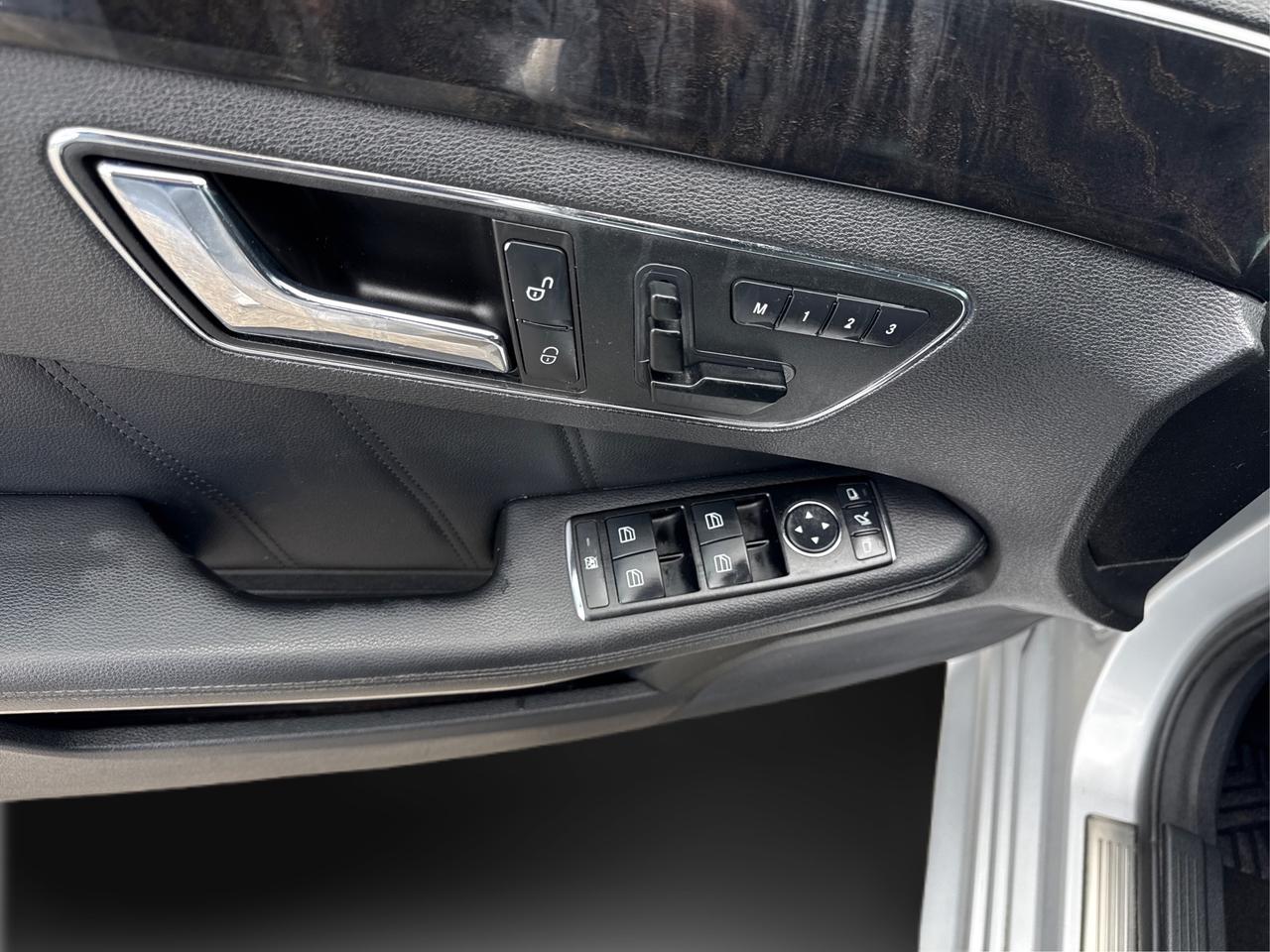 2010 Mercedes-Benz E-Class E550 Photo