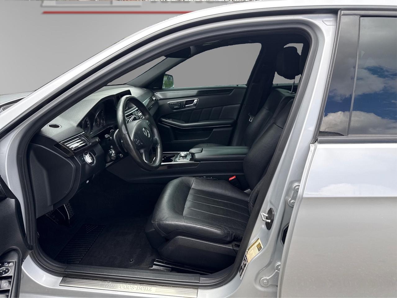 2010 Mercedes-Benz E-Class E550 Photo