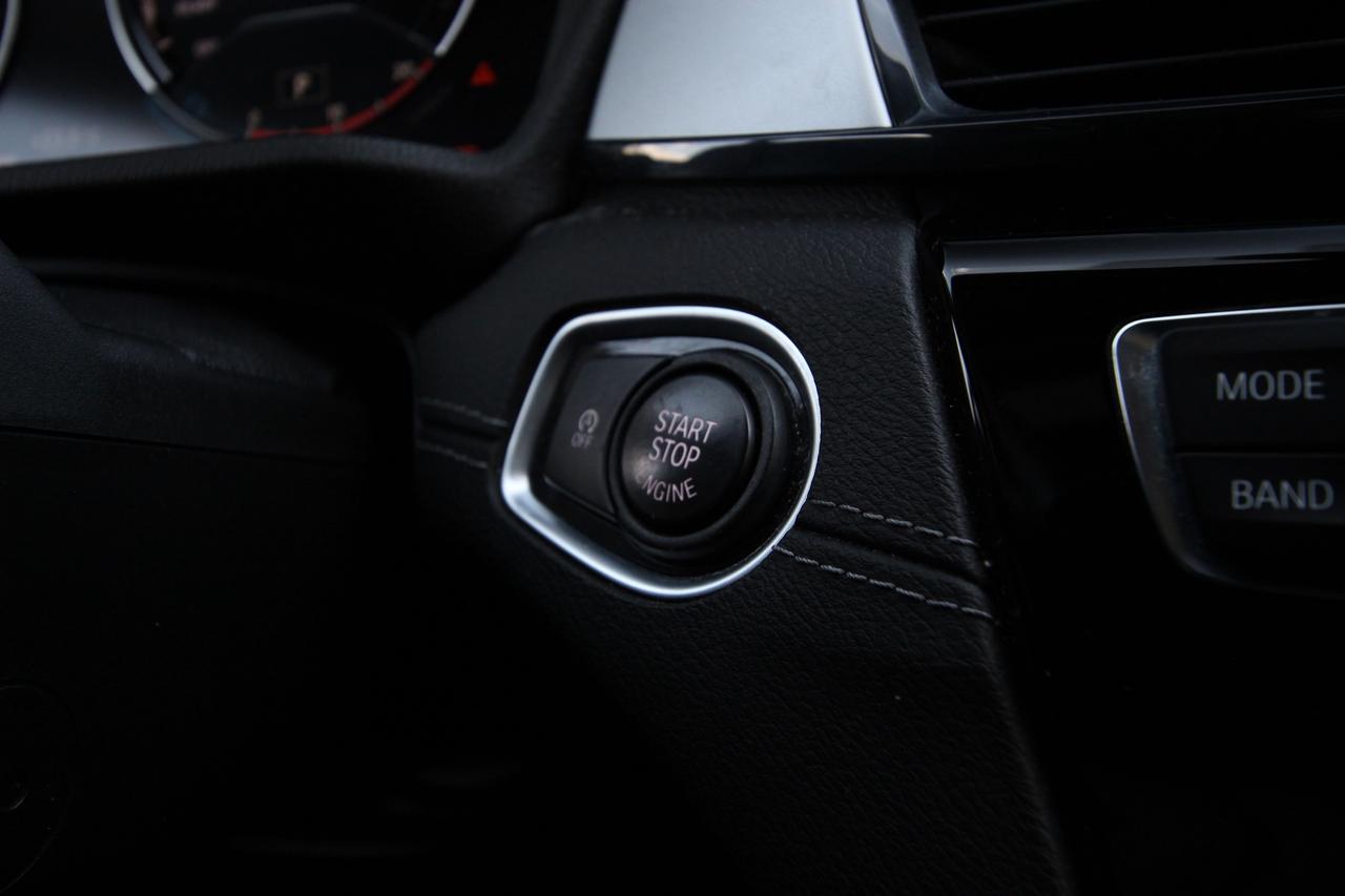 2020 BMW X2 xDrive28i Photo
