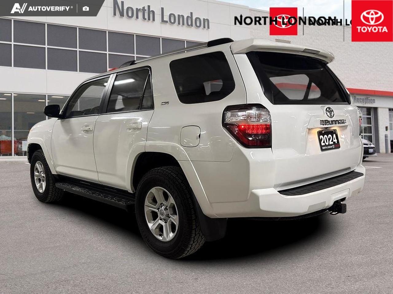 2024 Toyota 4Runner Base 4dr 4x4 Photo3