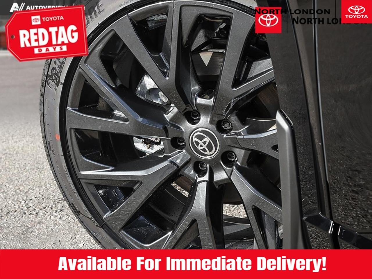 2026 Toyota Crown Signia Limited 4dr All-Wheel Drive Photo