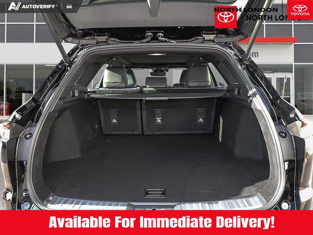 2026 Toyota Crown Signia Limited 4dr All-Wheel Drive Photo