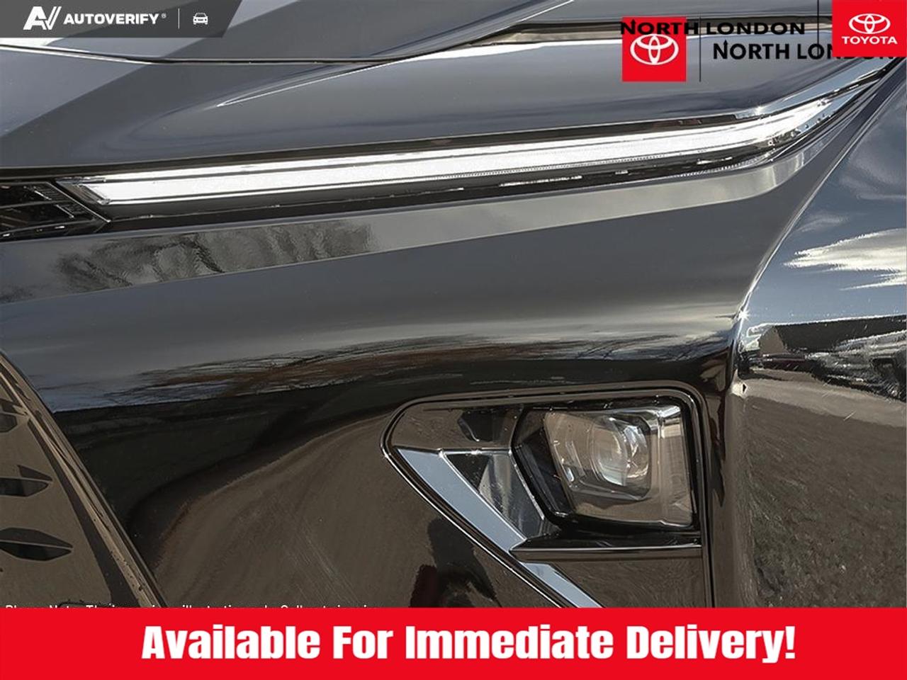 2026 Toyota Crown Signia Limited 4dr All-Wheel Drive Photo