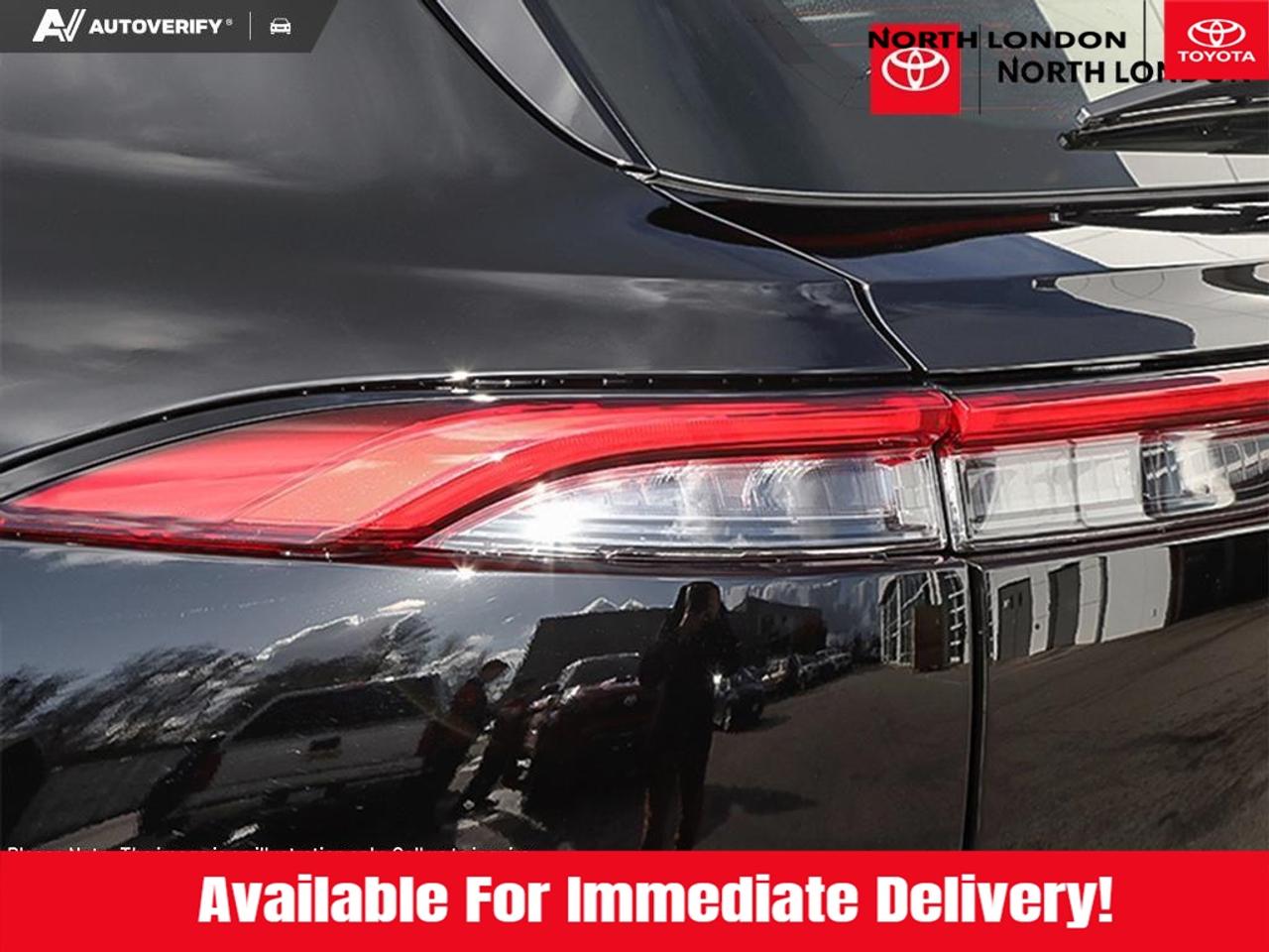 2026 Toyota Crown Signia Limited 4dr All-Wheel Drive Photo