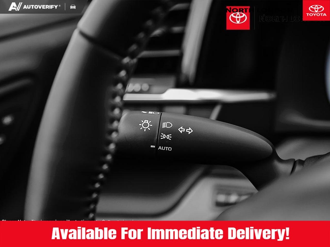 2026 Toyota Crown Signia Limited 4dr All-Wheel Drive Photo