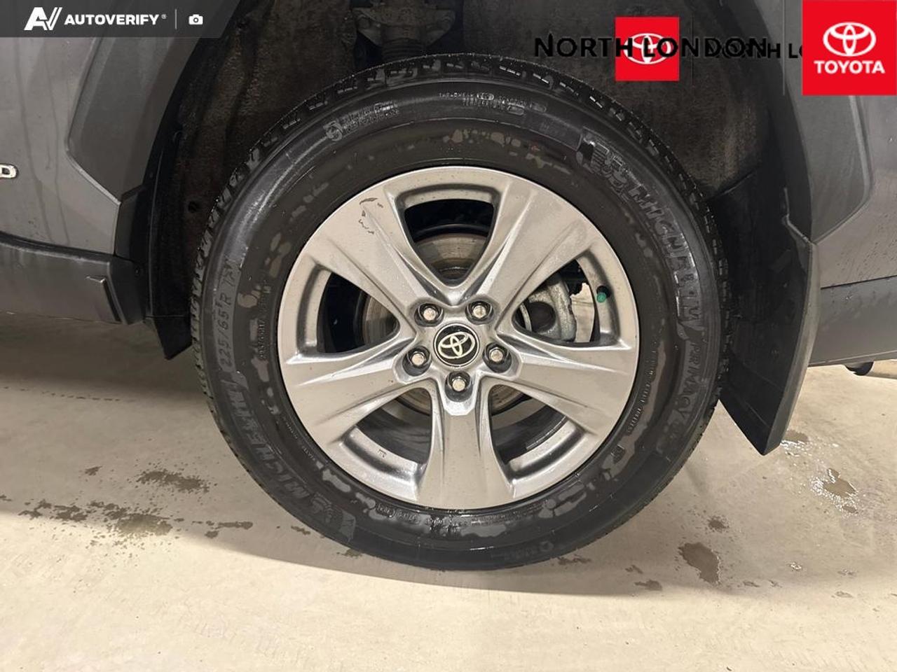 2024 Toyota RAV4 Hybrid XLE 4dr All-Wheel Drive Photo