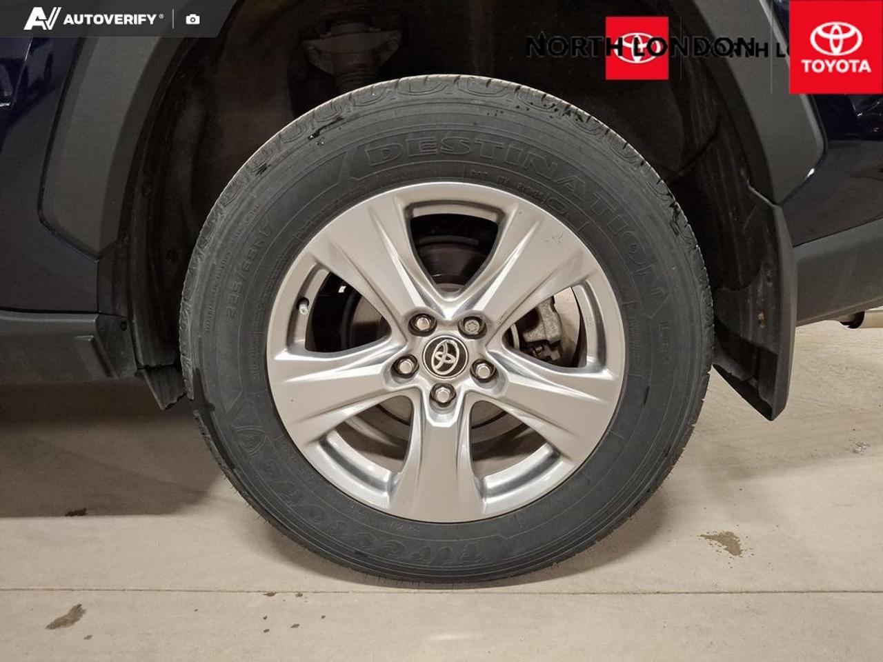 2024 Toyota RAV4 XLE 4dr All-wheel Drive Photo