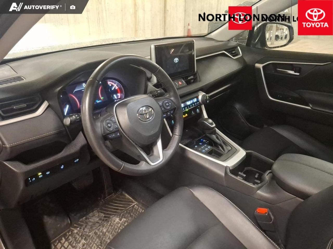 2023 Toyota RAV4 XLE 4dr All-wheel Drive Photo
