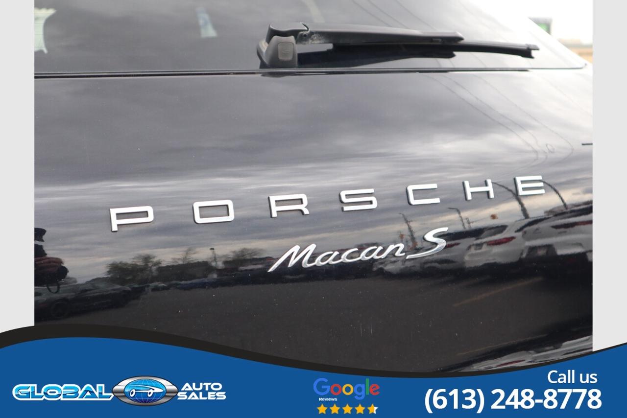 2017 Porsche Macan S Photo