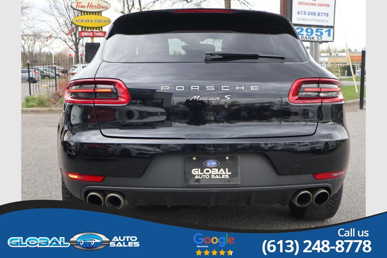 2017 Porsche Macan S Photo