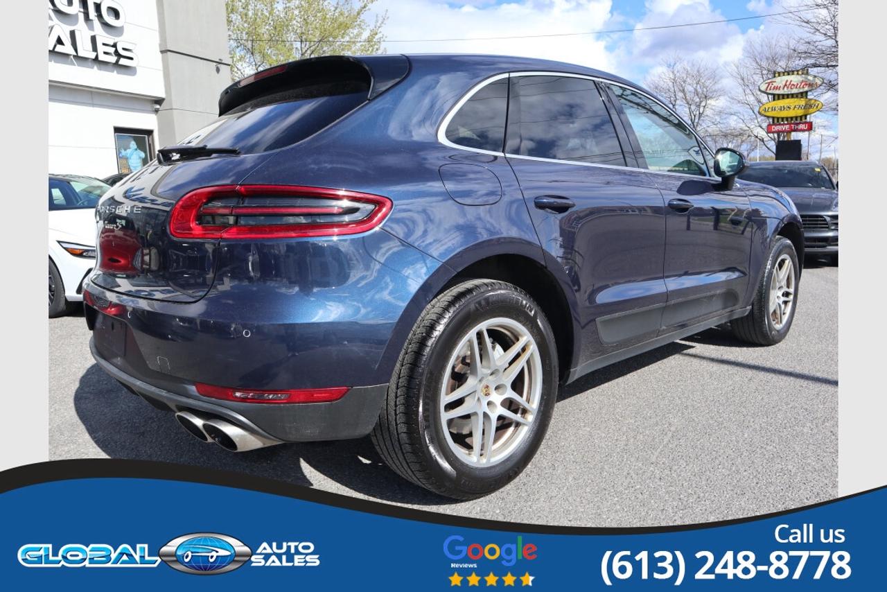 2015 Porsche Macan S Photo