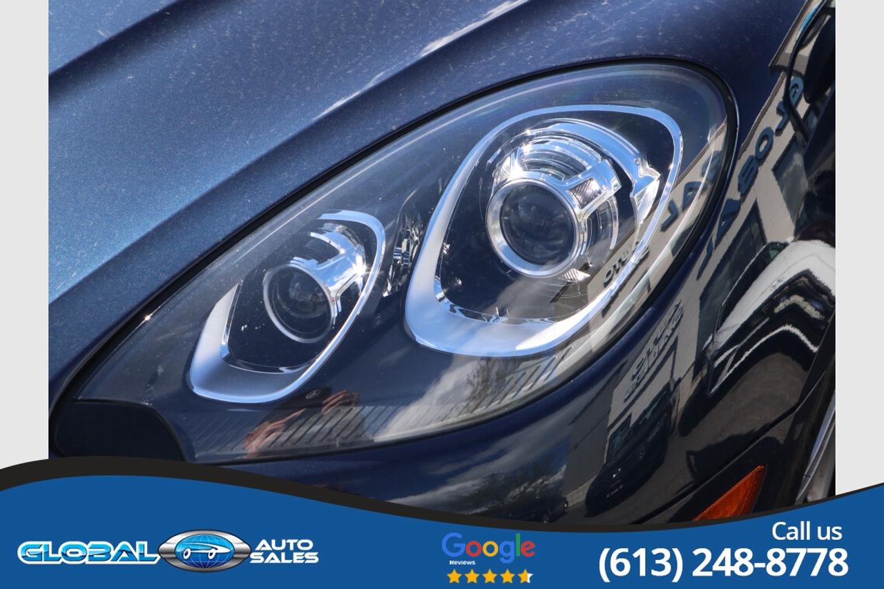 2015 Porsche Macan S Photo
