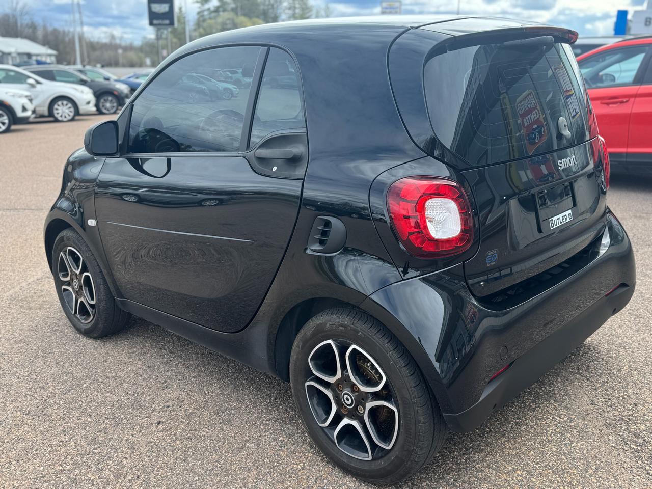 2018 Smart fortwo electric drive passion 2dr Coupe Photo2