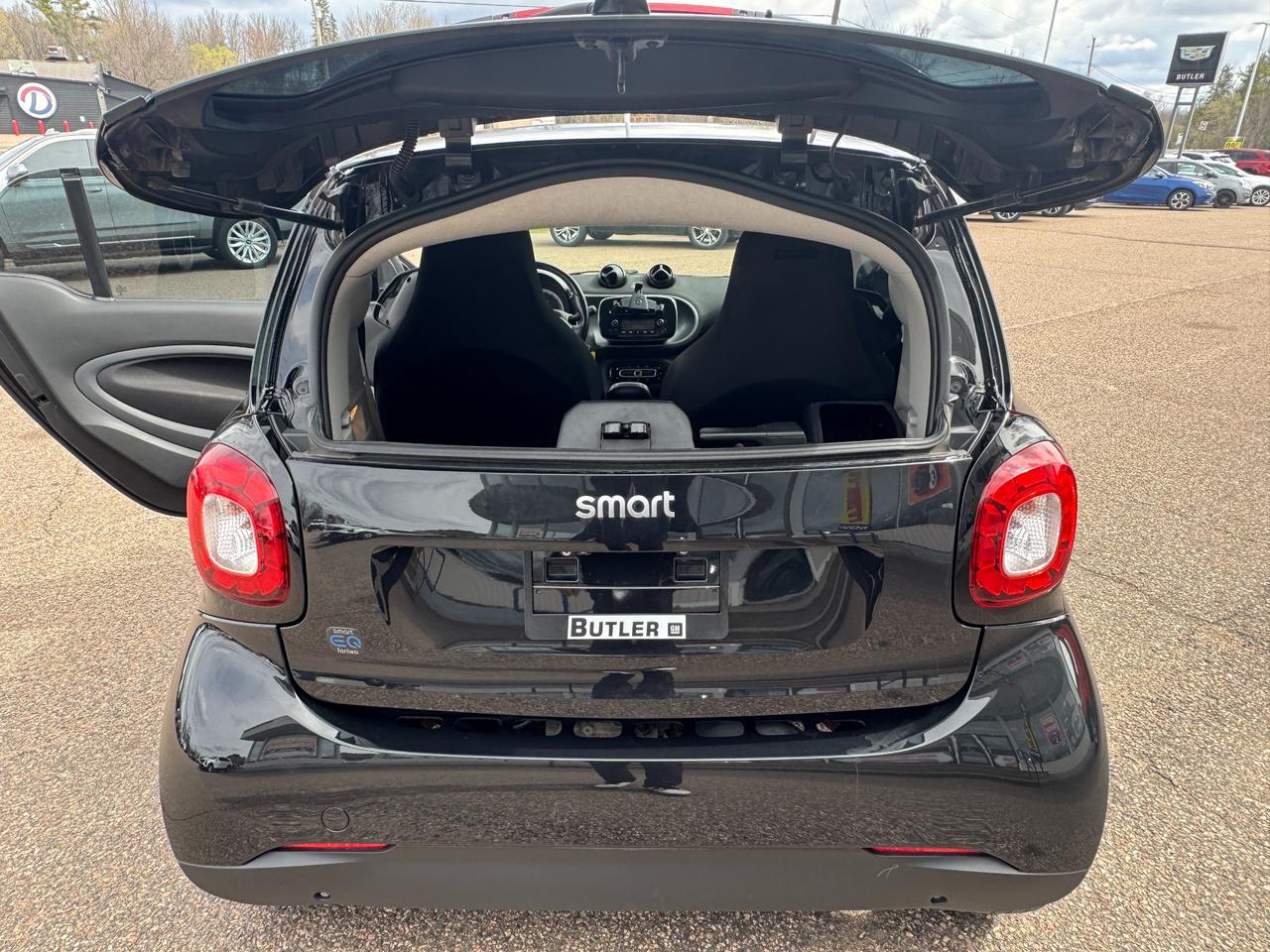 2018 Smart fortwo electric drive passion 2dr Coupe Photo