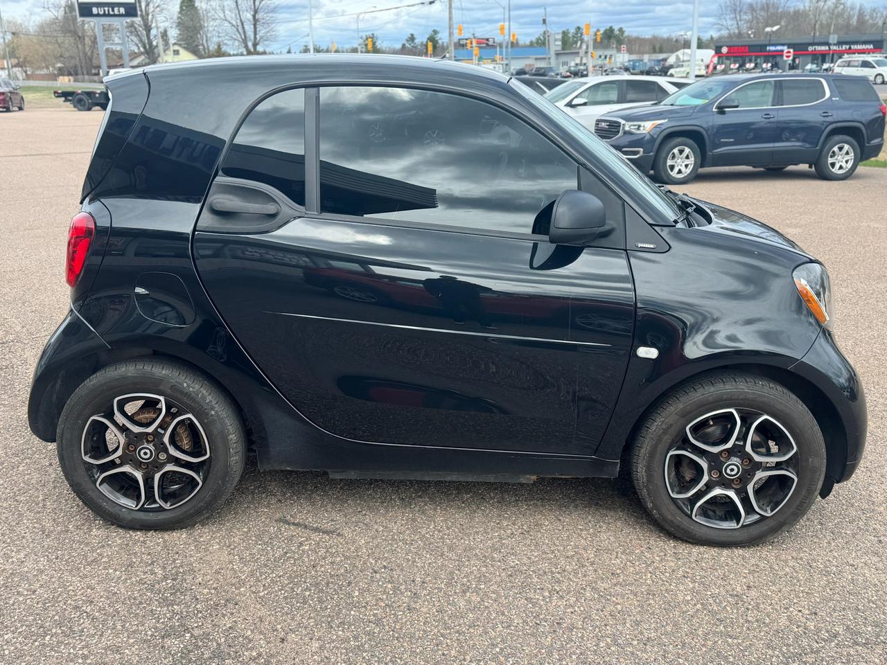 2018 Smart fortwo electric drive passion 2dr Coupe Photo