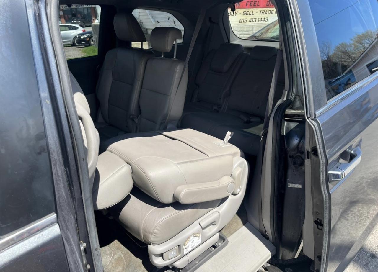 2013 Honda Odyssey EX L Photo