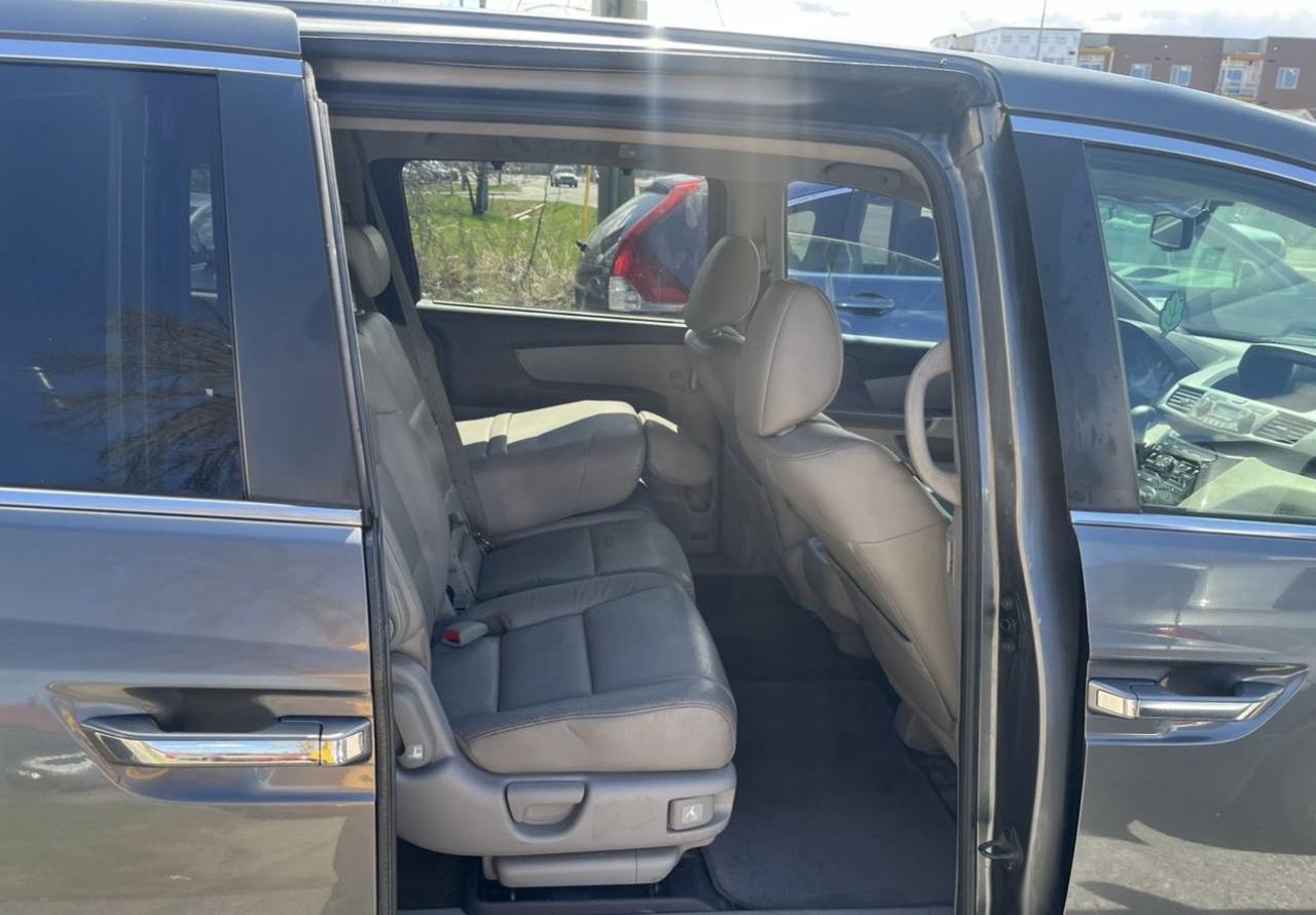 2013 Honda Odyssey EX L Photo