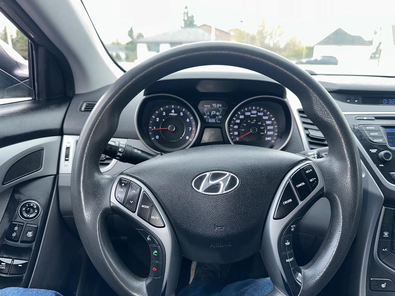 2014 Hyundai Elantra Limited Photo