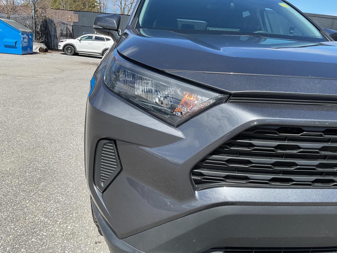 2025 Toyota RAV4 LE 4dr All-wheel Drive Photo