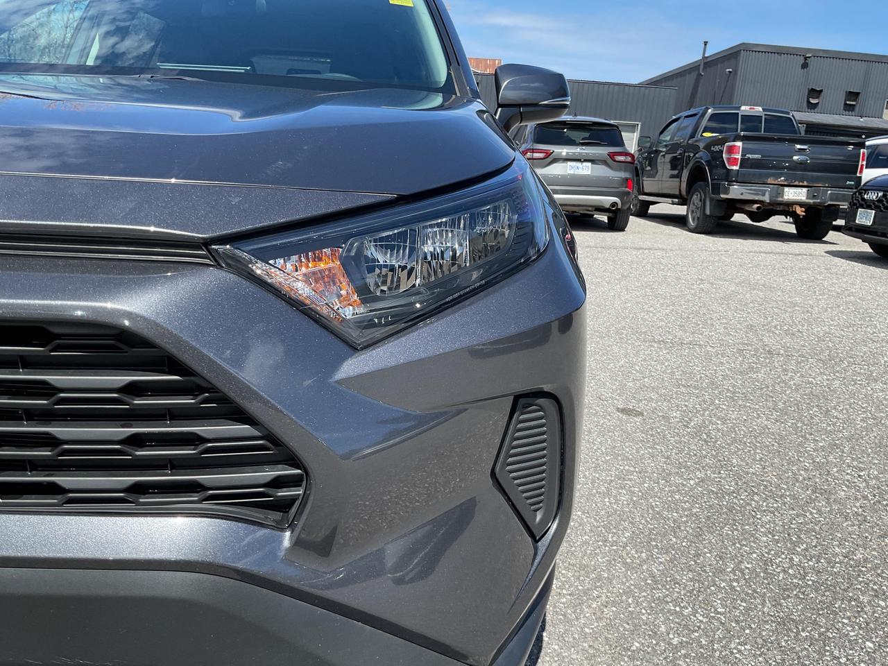 2025 Toyota RAV4 LE 4dr All-wheel Drive Photo