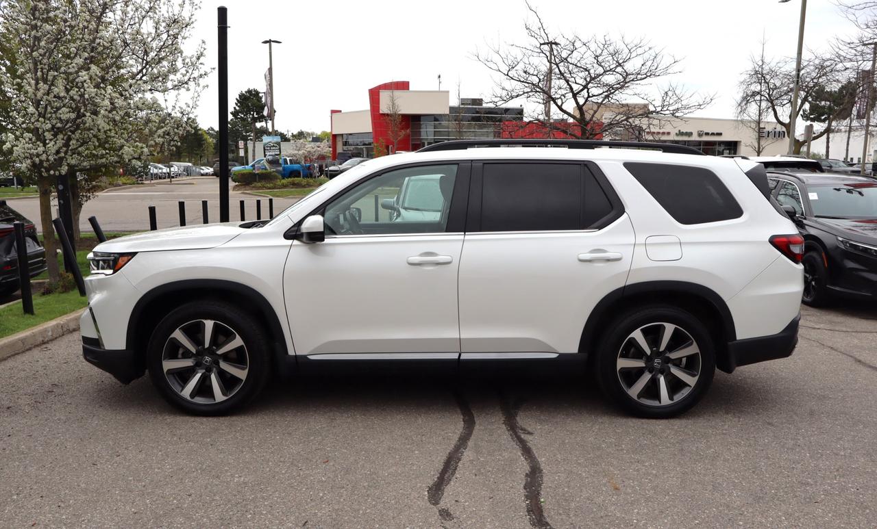 2024 Honda Pilot Touring 4dr All-Wheel Drive Photo