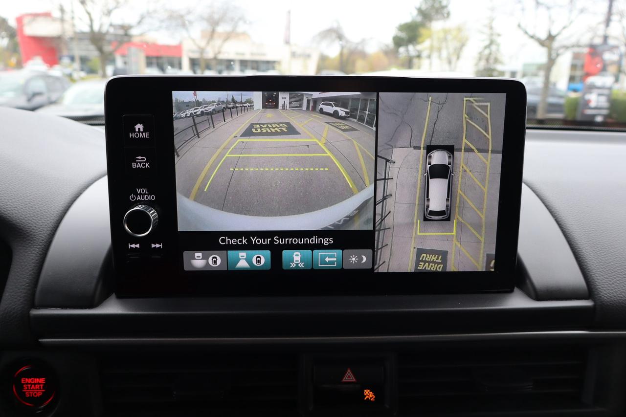 2024 Honda Pilot Touring 4dr All-Wheel Drive Photo
