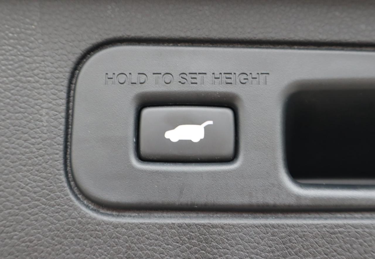 2024 Honda Pilot Touring 4dr All-Wheel Drive Photo