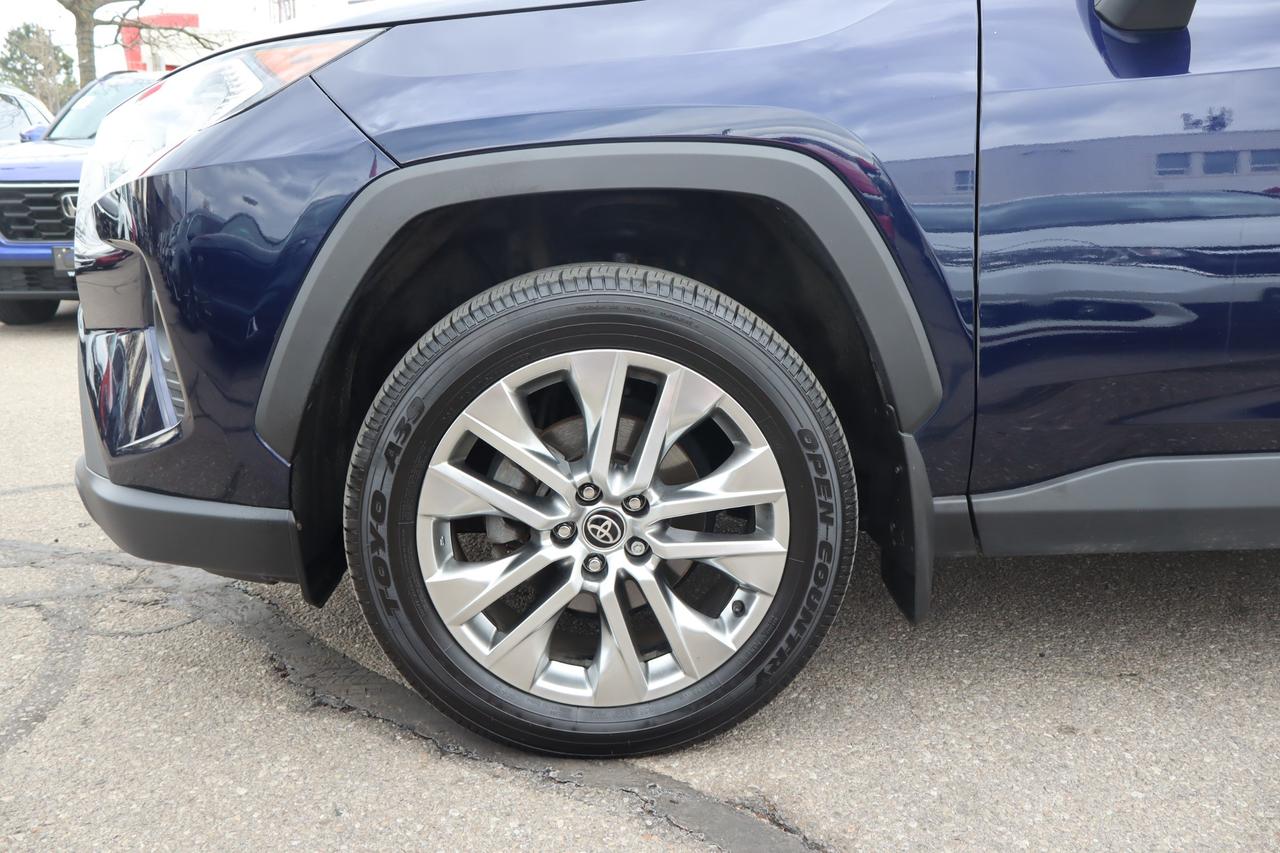 2021 Toyota RAV4 XLE 4dr All-wheel Drive Photo