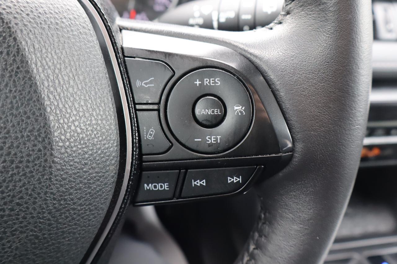 2021 Toyota RAV4 XLE 4dr All-wheel Drive Photo