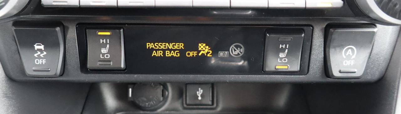 2021 Toyota RAV4 XLE 4dr All-wheel Drive Photo