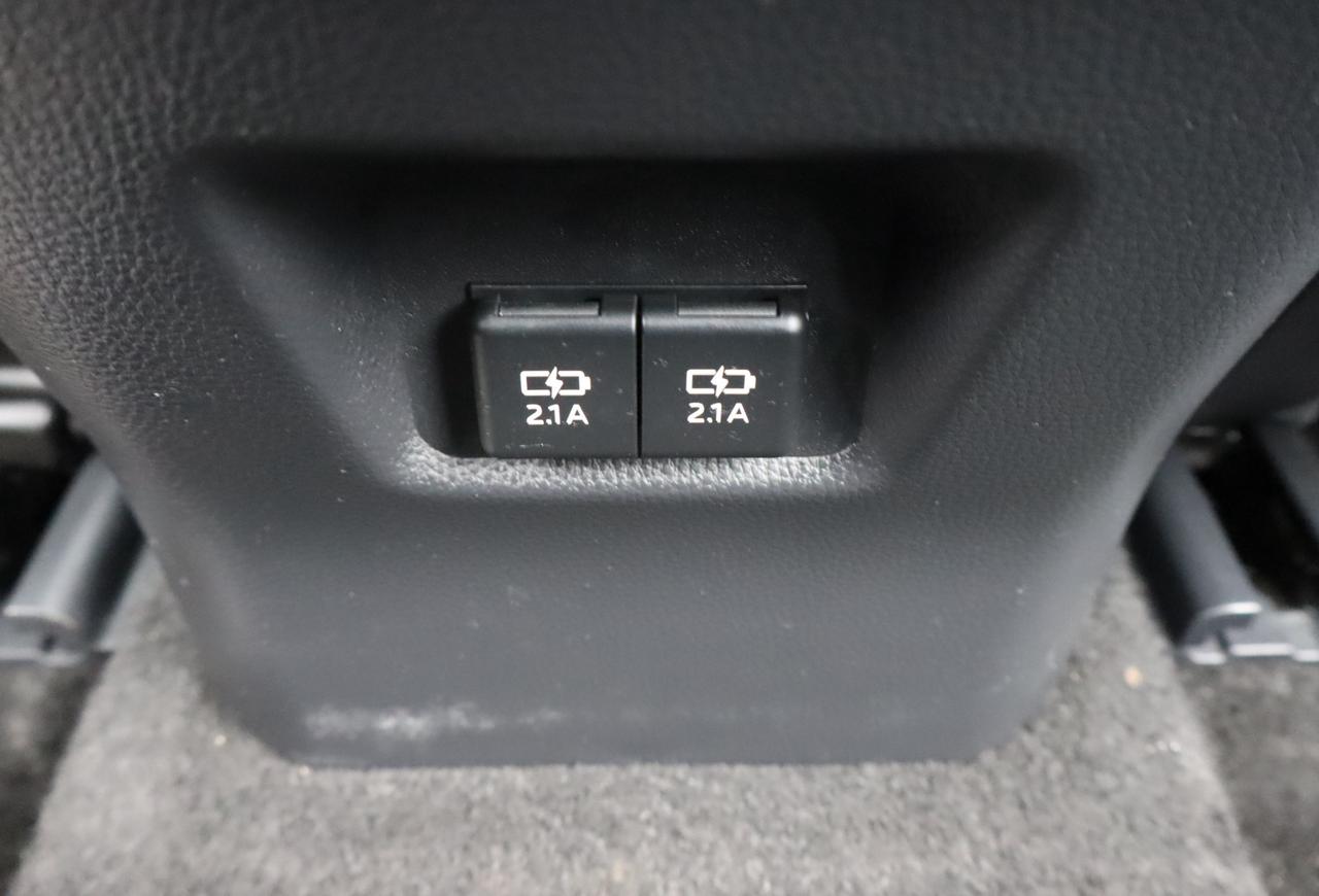2021 Toyota RAV4 XLE 4dr All-wheel Drive Photo