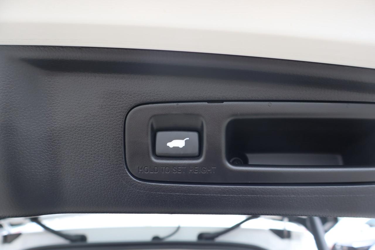 2024 Honda CR-V EX-L 4dr All-wheel Drive Photo