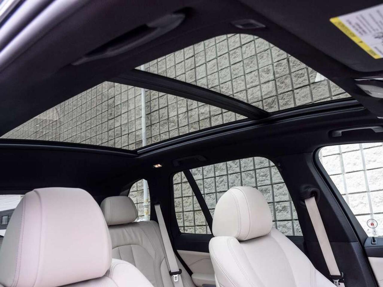 2022 BMW X5 xDrive40i 4dr All-Wheel Drive Sports Activity Vehicle Photo